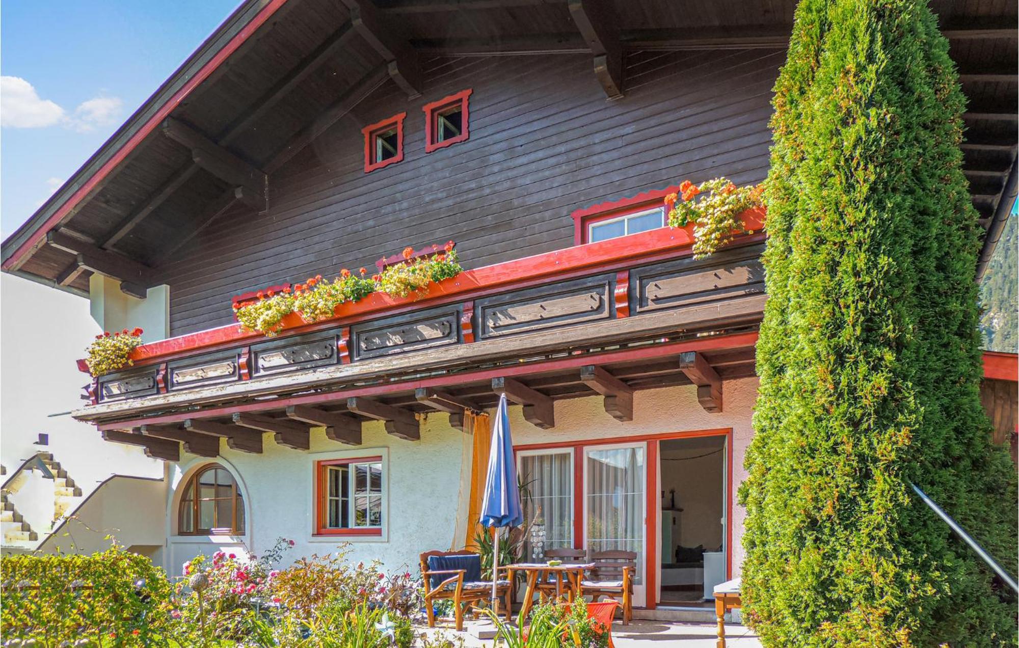 Gemuetliche Ferienwohnung Saalfelden Bagian luar foto